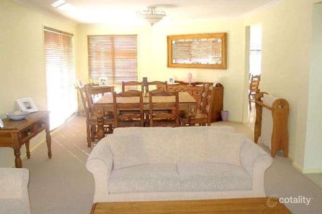 Property photo of 2 Active Place Beaumont Hills NSW 2155
