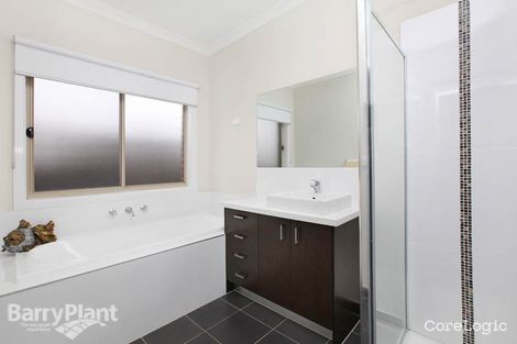 Property photo of 2/7 Koonawarra Terrace Harkness VIC 3337