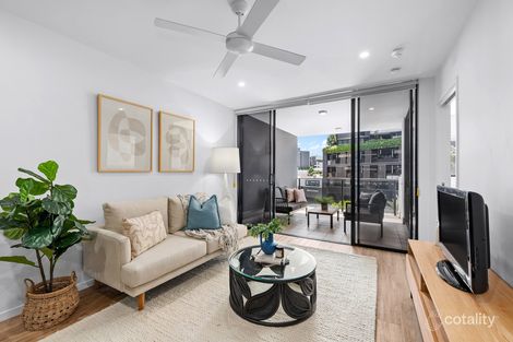 Property photo of 205/16 Masters Street Newstead QLD 4006