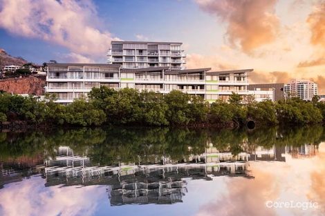 Property photo of 2/4 Aplin Street Townsville City QLD 4810
