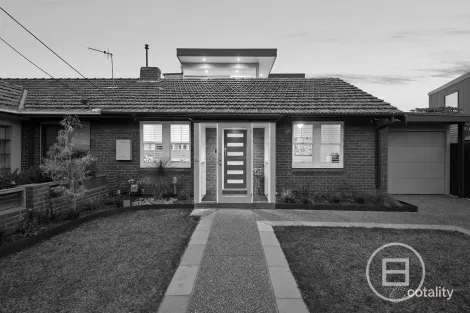 Property photo of 4 Gellibrand Road Port Melbourne VIC 3207