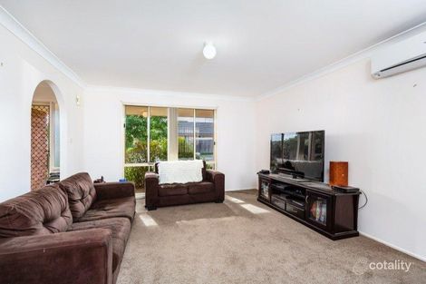 Property photo of 24 Jenolan Court Wattle Grove NSW 2173
