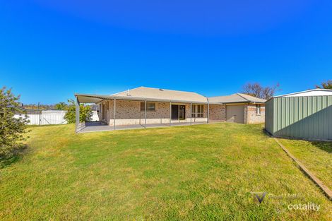 Property photo of 21 Banjos Circuit Hillvue NSW 2340