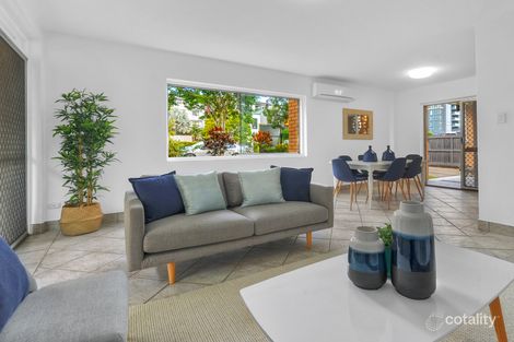 Property photo of 1/16 Kitchener Street Coorparoo QLD 4151