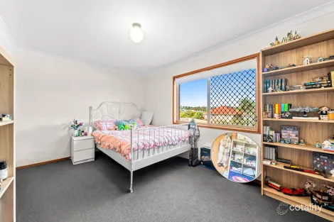 Property photo of 105 Penson Street Stretton QLD 4116