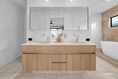 Property photo of 68 Raceview Avenue Hendra QLD 4011