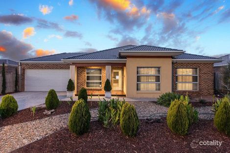 10 Saltbush Cres, Brookfield, VIC 3338