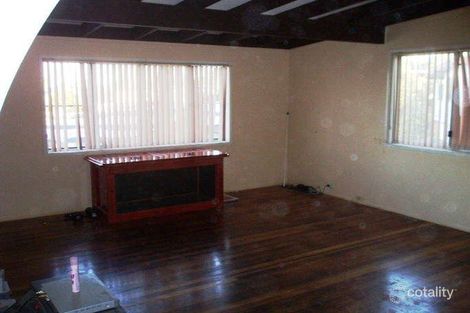 Property photo of 4 Magnolia Court Caboolture QLD 4510