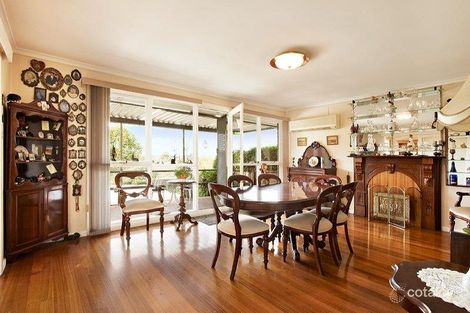 Property photo of 50 Meyrick Crescent Viewbank VIC 3084