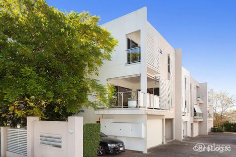 Property photo of 1/24 Rogoona Street Morningside QLD 4170