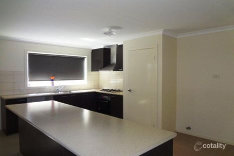 Property photo of 10 Parkvista Drive Truganina VIC 3029