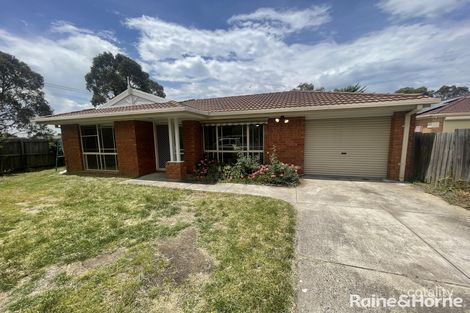 8 Conroy Pl, Roxburgh Park, VIC 3064