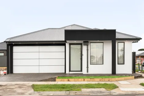 12 Adriana St, Mickleham, VIC 3064