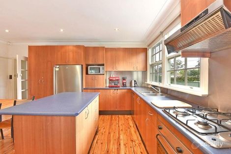 Property photo of 18 Hammond Avenue Normanhurst NSW 2076