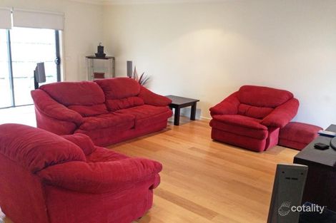 Property photo of 2/66 Memorial Avenue Epping VIC 3076