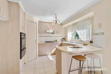 Property photo of 22 Carbeen Drive Bundoora VIC 3083
