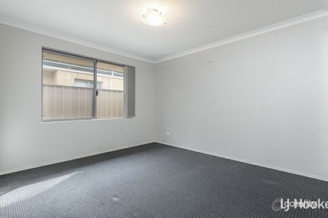 Property photo of 11 Montpellier Way Piara Waters WA 6112