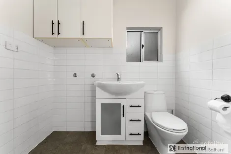 Property photo of 48 Commonwealth Street West Bathurst NSW 2795