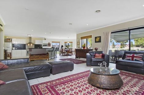 Property photo of 33 Augusta Way Wallan VIC 3756