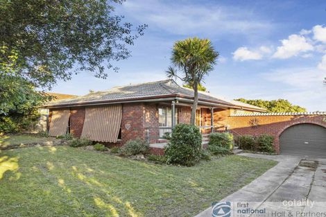 Property photo of 13 Robert Molyneux Avenue Endeavour Hills VIC 3802