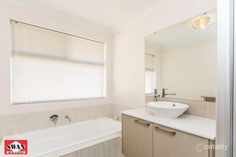 Property photo of 26 Augustus Drive Jane Brook WA 6056