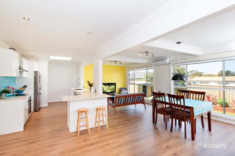 Property photo of 5 Zonnebeke Crescent Milperra NSW 2214