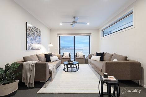 Property photo of 39 Highdale Terrace Glenmore Park NSW 2745