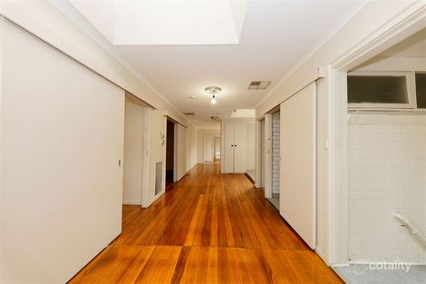Property photo of 49 Summit Crescent Glen Waverley VIC 3150