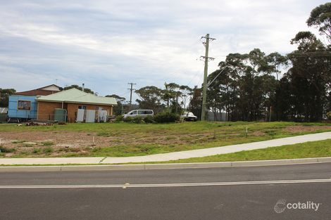 Property photo of 2 Bimbla Avenue Dolphin Point NSW 2539