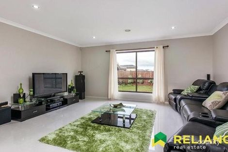 Property photo of 143 Botanica Springs Boulevard Brookfield VIC 3338