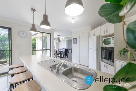 Property photo of 12 Cedar Cutters Crescent Cooranbong NSW 2265