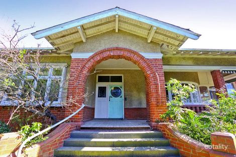 Property photo of 1 Stephen Street Newtown VIC 3220