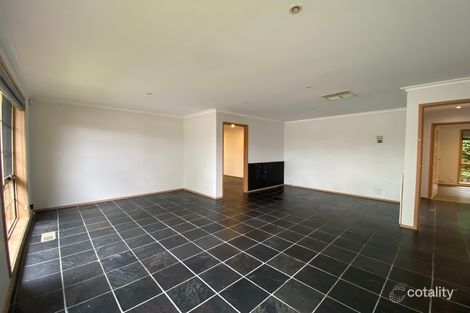 Property photo of 2/2 Russell Crescent Mount Waverley VIC 3149