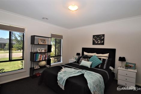 Property photo of 17 Kingfisher Drive Wangaratta VIC 3677