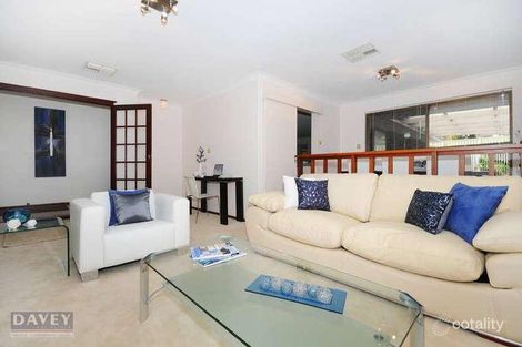 Property photo of 77 Wahroonga Way Greenwood WA 6024