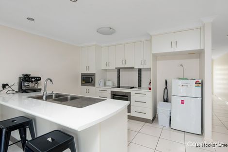 Property photo of 3/44 Lakeside Drive Emerald QLD 4720