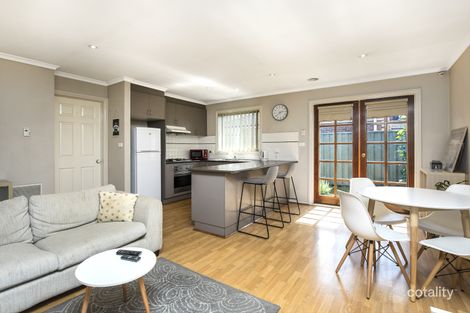 Property photo of 2/21 Banksia Grove Tullamarine VIC 3043