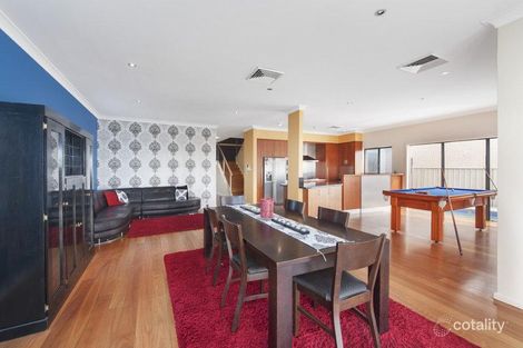 Property photo of 18 Plum Close Casula NSW 2170