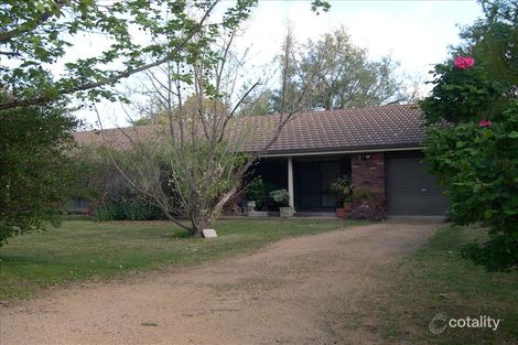 27 Young St, Grenfell, NSW 2810