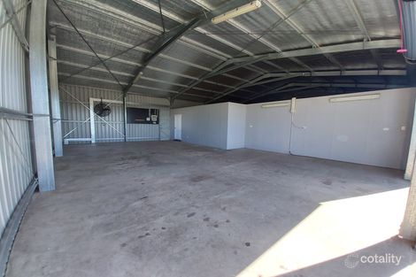 Property photo of 9 Bottle Tree Road Emerald QLD 4720