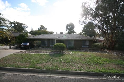 18 Medina St, Aberfoyle Park, SA 5159