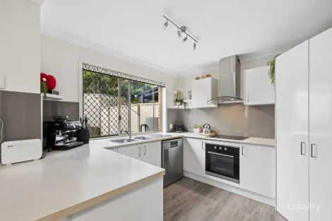 Property photo of 93/37 Dasyure Place Wynnum West QLD 4178