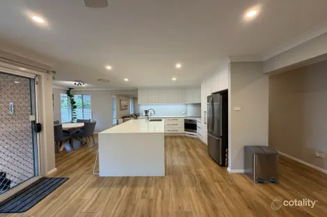 Property photo of 24 Gardenia Crescent Bomaderry NSW 2541