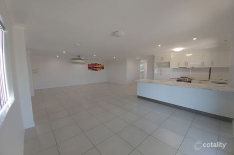 9 Bottle Tree Rd, Emerald, QLD 4720