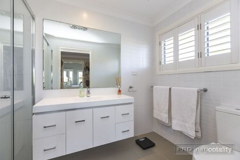 Property photo of 43A Lurnea Crescent Valentine NSW 2280