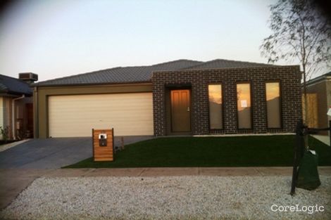 Property photo of 16 Baltic Circuit Point Cook VIC 3030