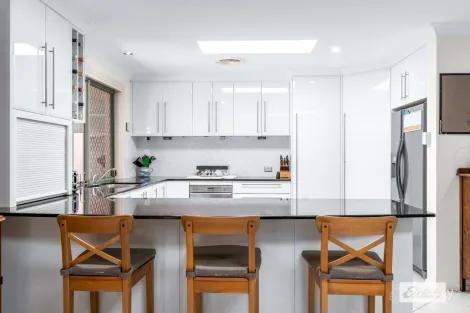 Property photo of 3 Victor Close Taree NSW 2430