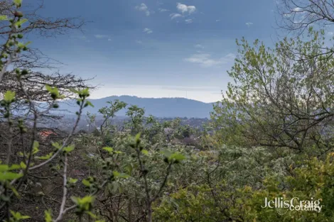 Property photo of 158 Mountain View Parade Rosanna VIC 3084