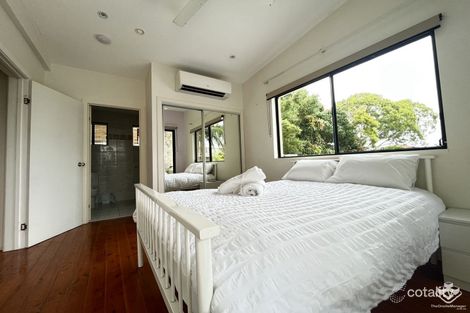 Property photo of 22 Sunrise Boulevard Surfers Paradise QLD 4217