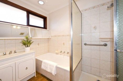 Property photo of 7 Wattle Drive Watsonia VIC 3087